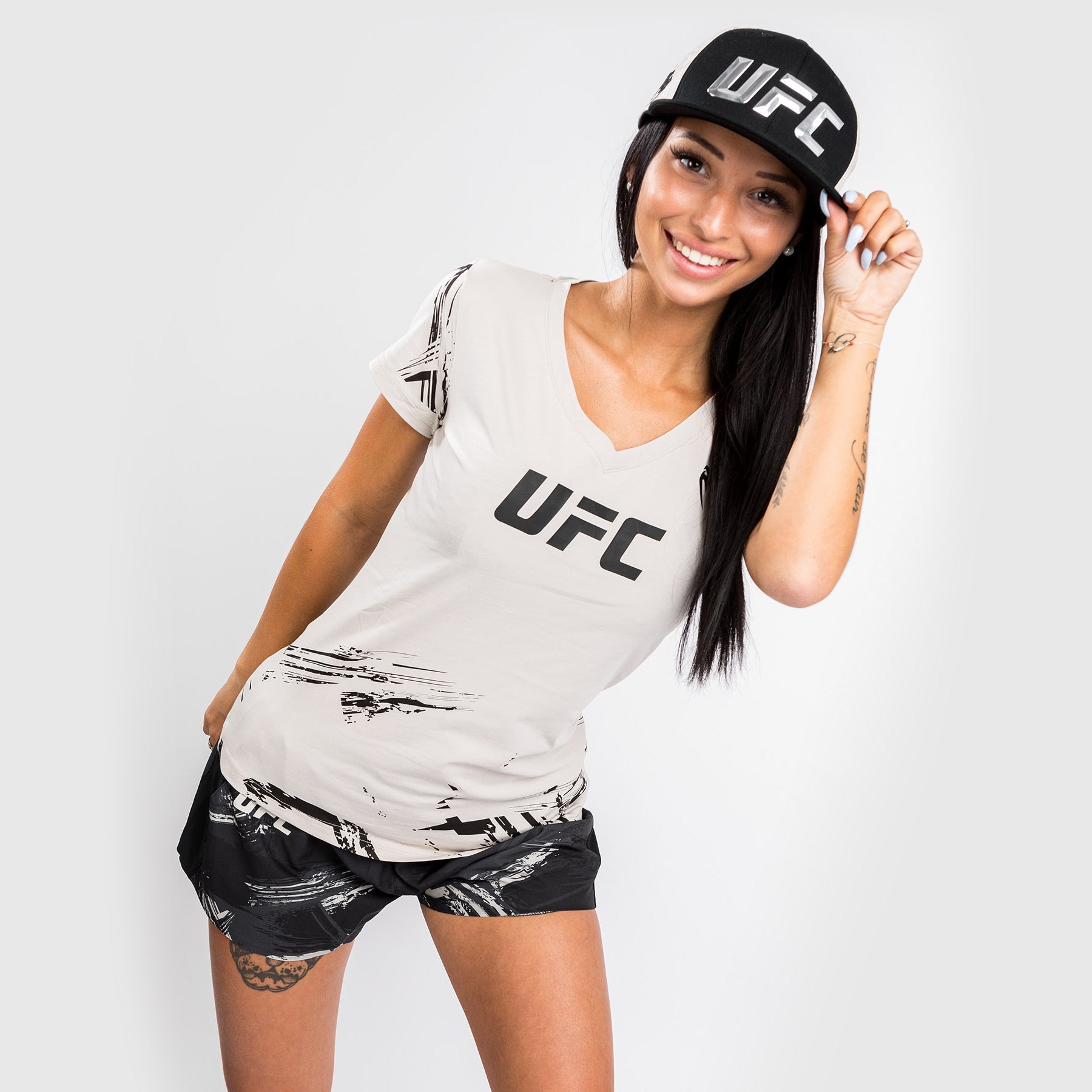 T-Shirt UFC Venum Authentic Fight Week 2.0 - Pour Femmes - Sable