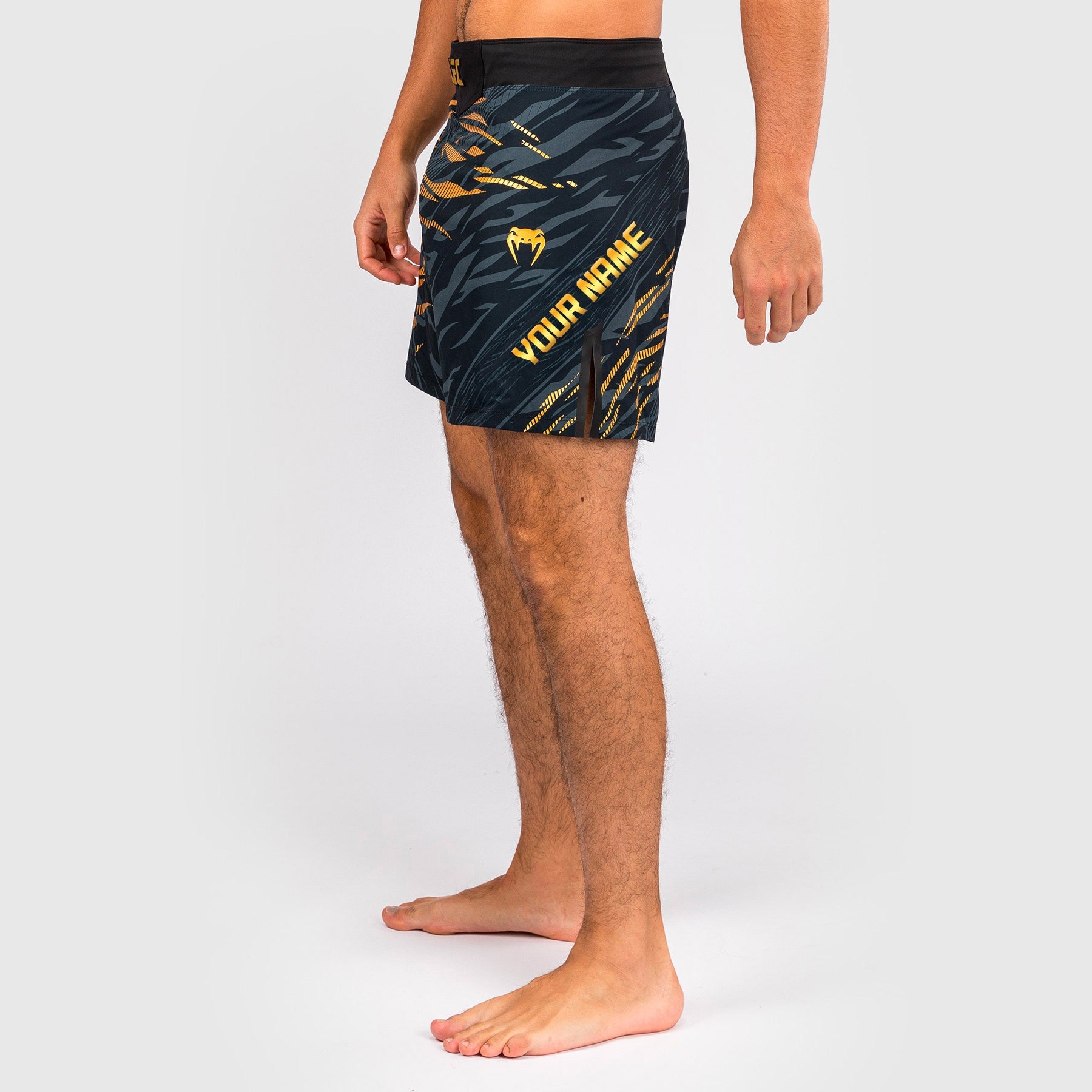 Shorts de Combat pour Hommes UFC Fusion by Venum Personnalisé Authentic Fight Night - Coupe Courte - Champion