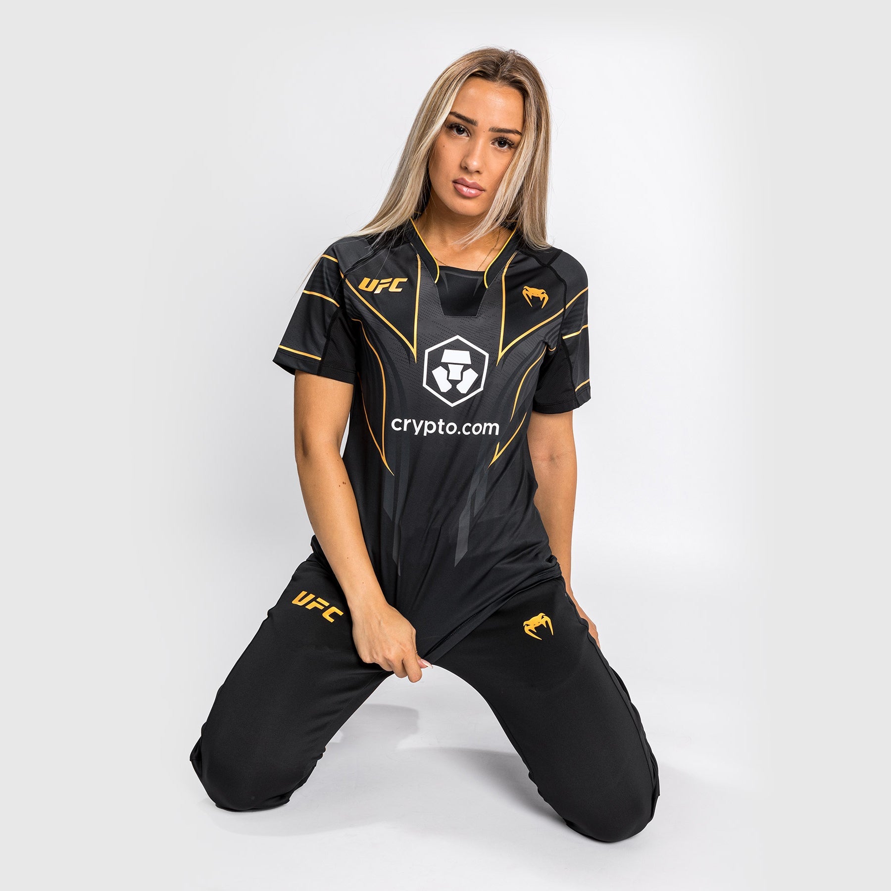 T-shirt Technique Femme UFC Venum Authentic Fight Night 2.0 - Champion