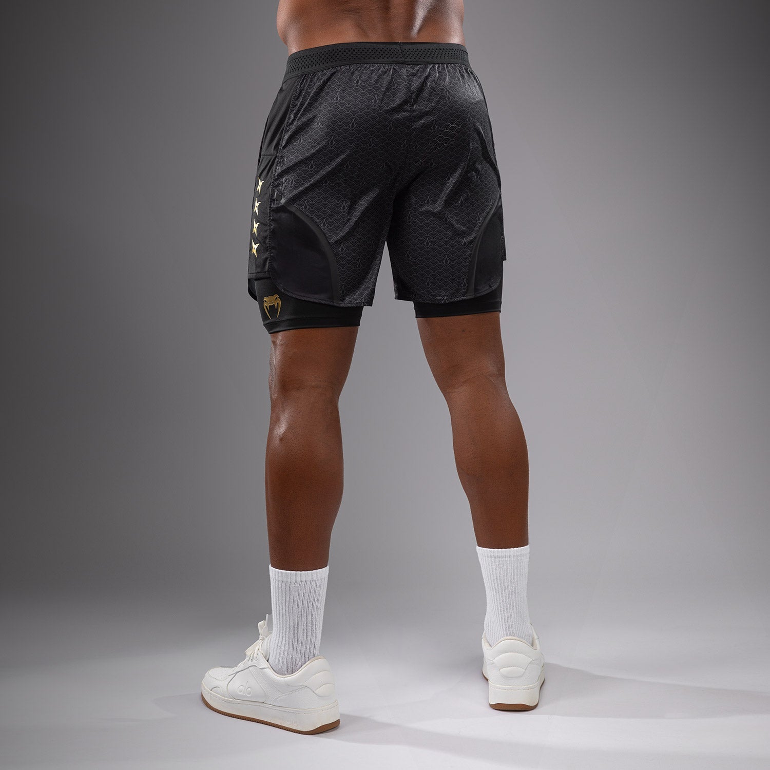 Short d'entraînement Venum x Assassin's Creed Shadows - Noir/Or