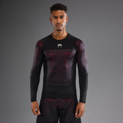 Rashguard à Manches Longues Venum G-Fit Air pour Hommes - Noir Profond/Rouge Feu