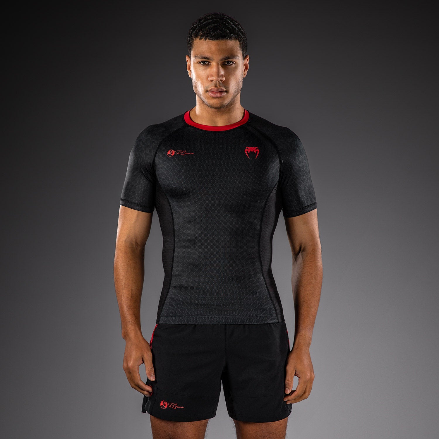 Rashguard à Manches Courtes Venum x Roger Gracie Signature - Noir/Rouge