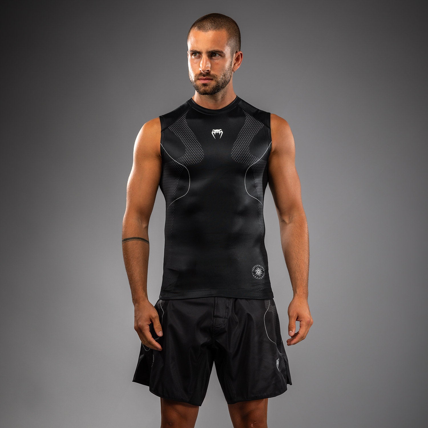 Rashguard Sans Manches Venum Nexus – Noir/Argent