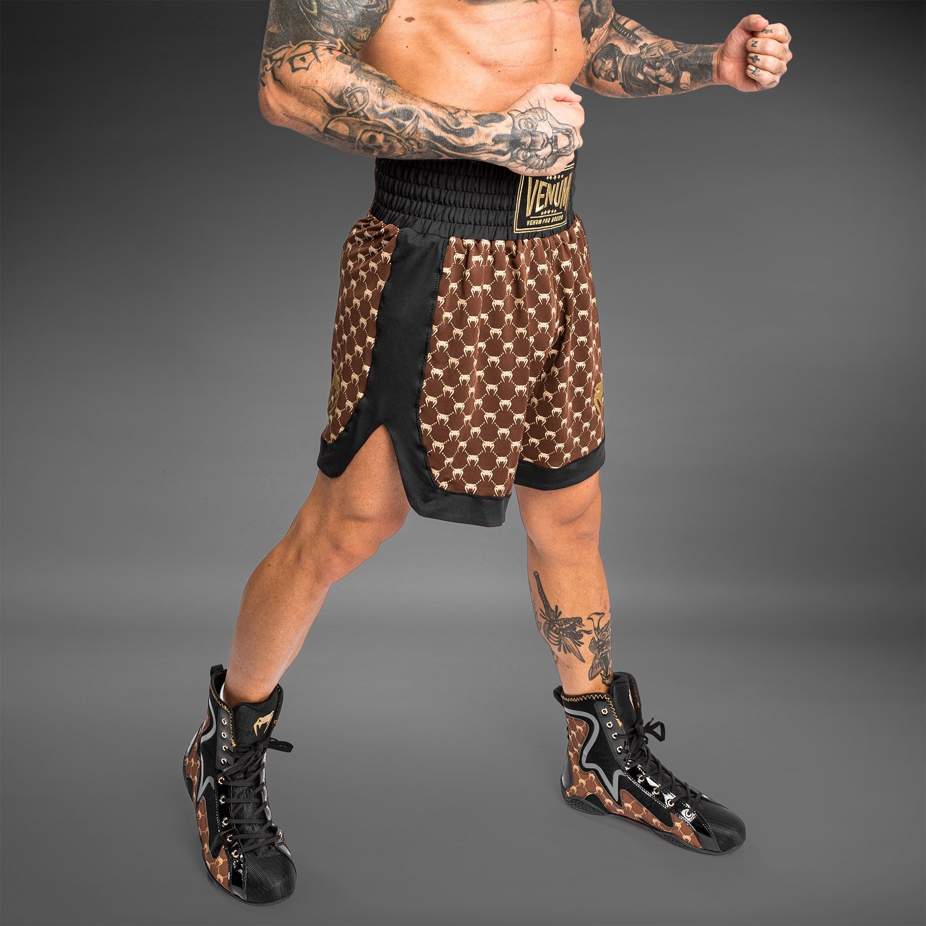 Short de Boxe Venum Monogram - Noir/Marron