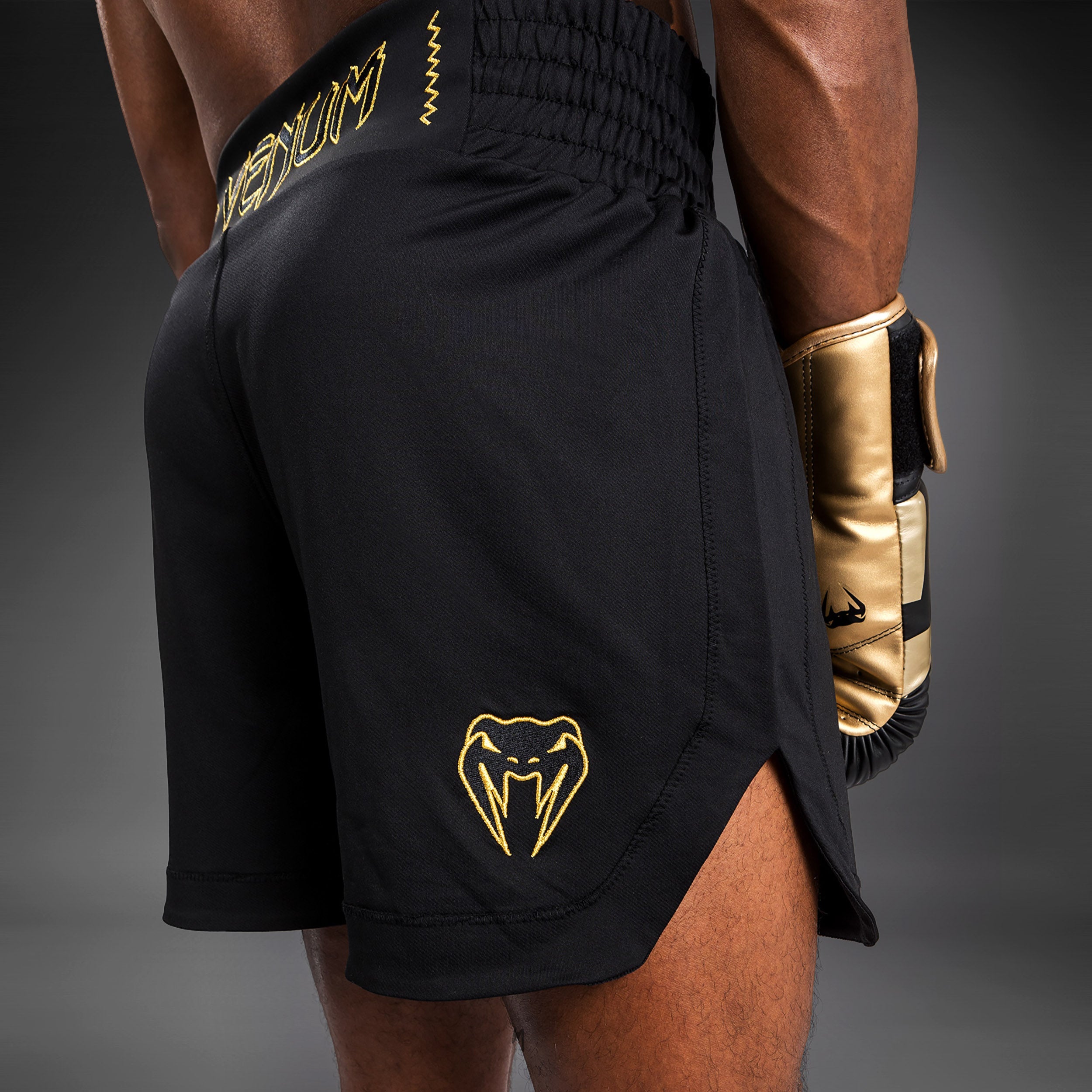 Short de boxe Venum Classic  - Noir/Or