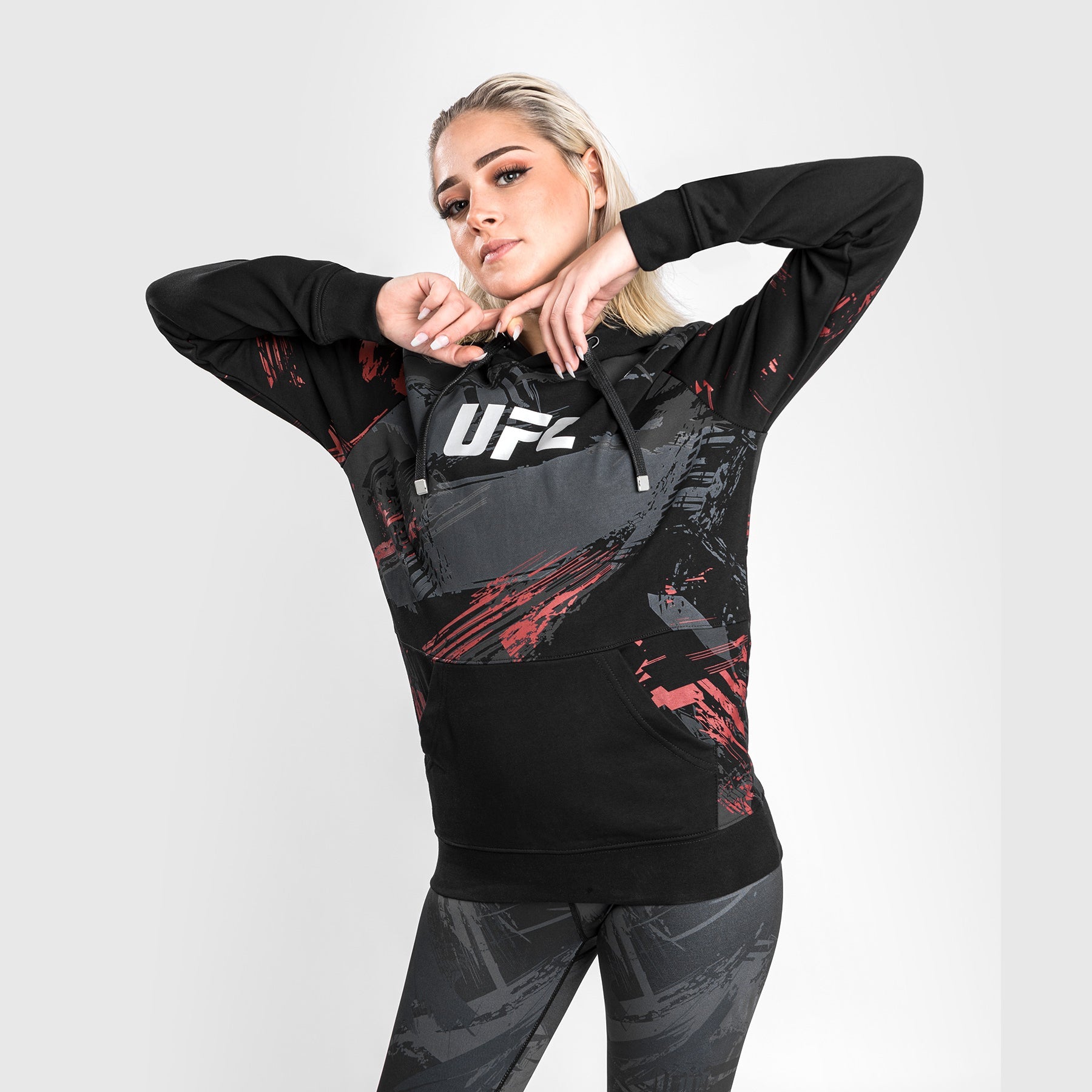 Sweatshirt à capuche pour Femmes UFC Venum Authentic Fight Week 2.0 - Noir/Rouge
