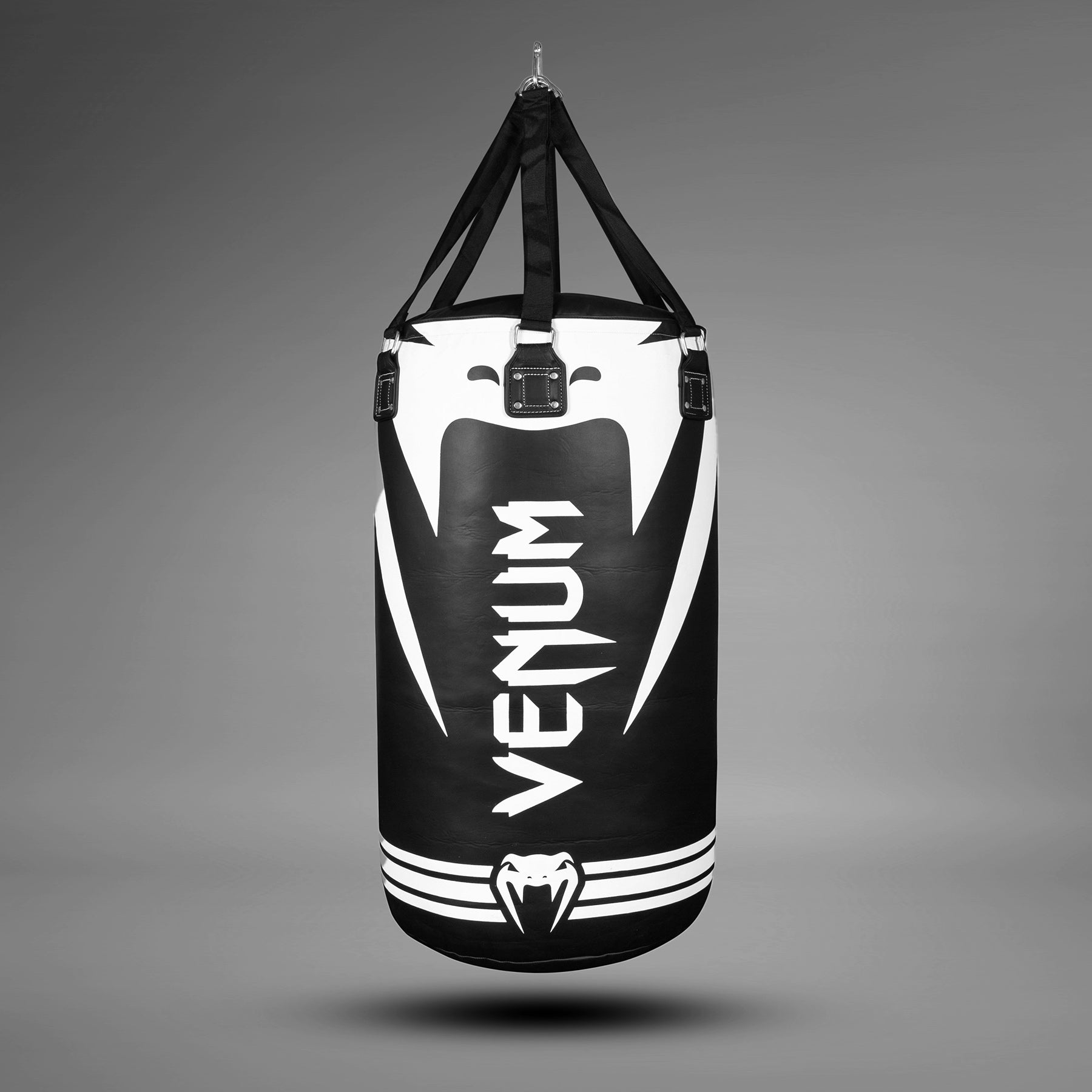Sac de frappe lourd Venum Hurricane - Noir/Blanc