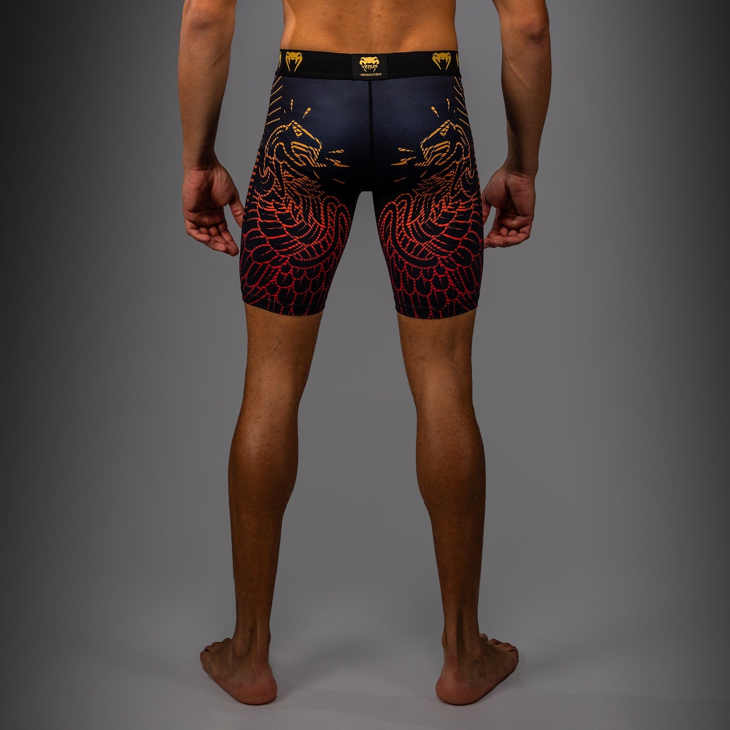 Short de Compression Venum Quetzal Fury - Noir/Rouge Fury/Mandarine