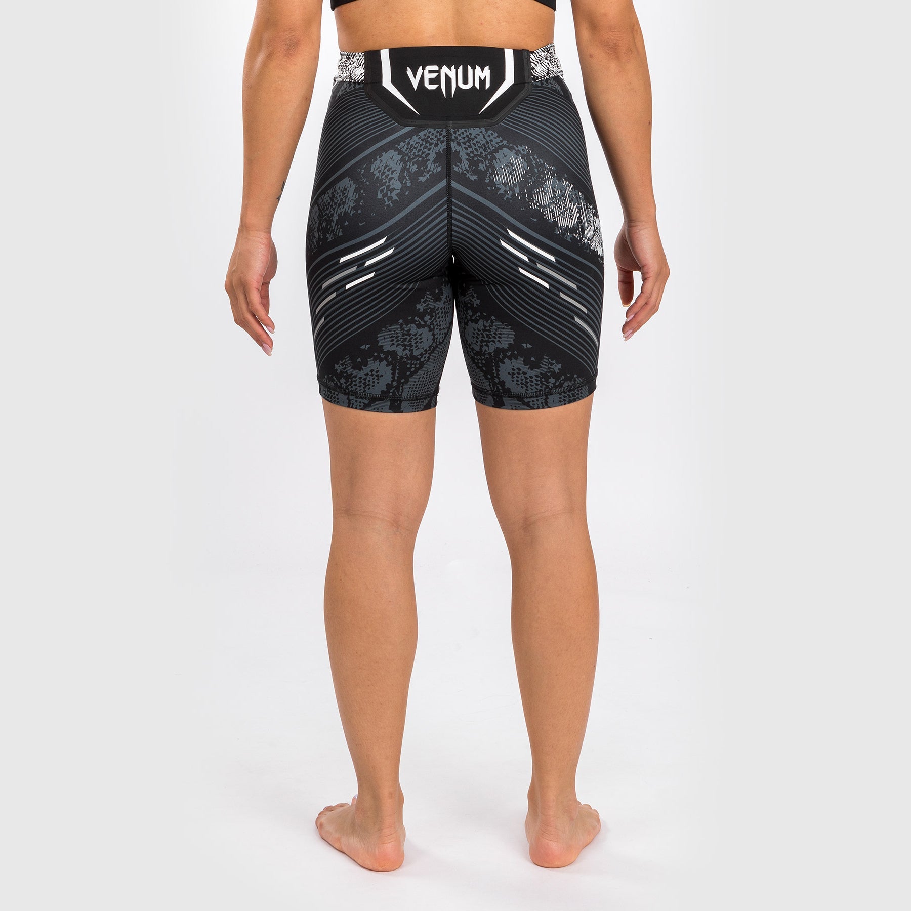 Short de compression Long Fit pour Femmes UFC Adrenaline by Venum Authentic Fight Night - Noir