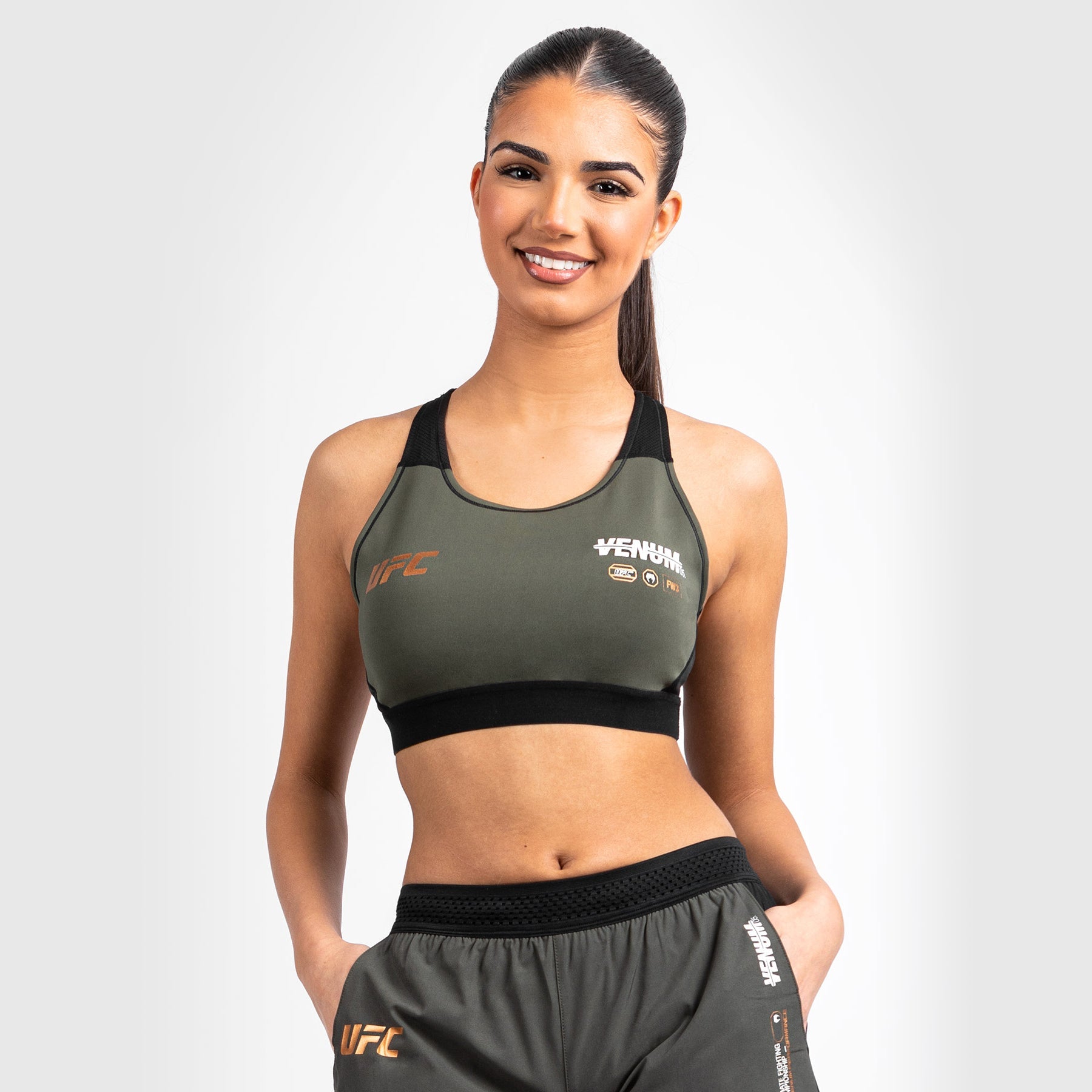 Brassière de sport pour Femmes UFC Adrenaline by Venum Fight Week - Khaki/Bronze