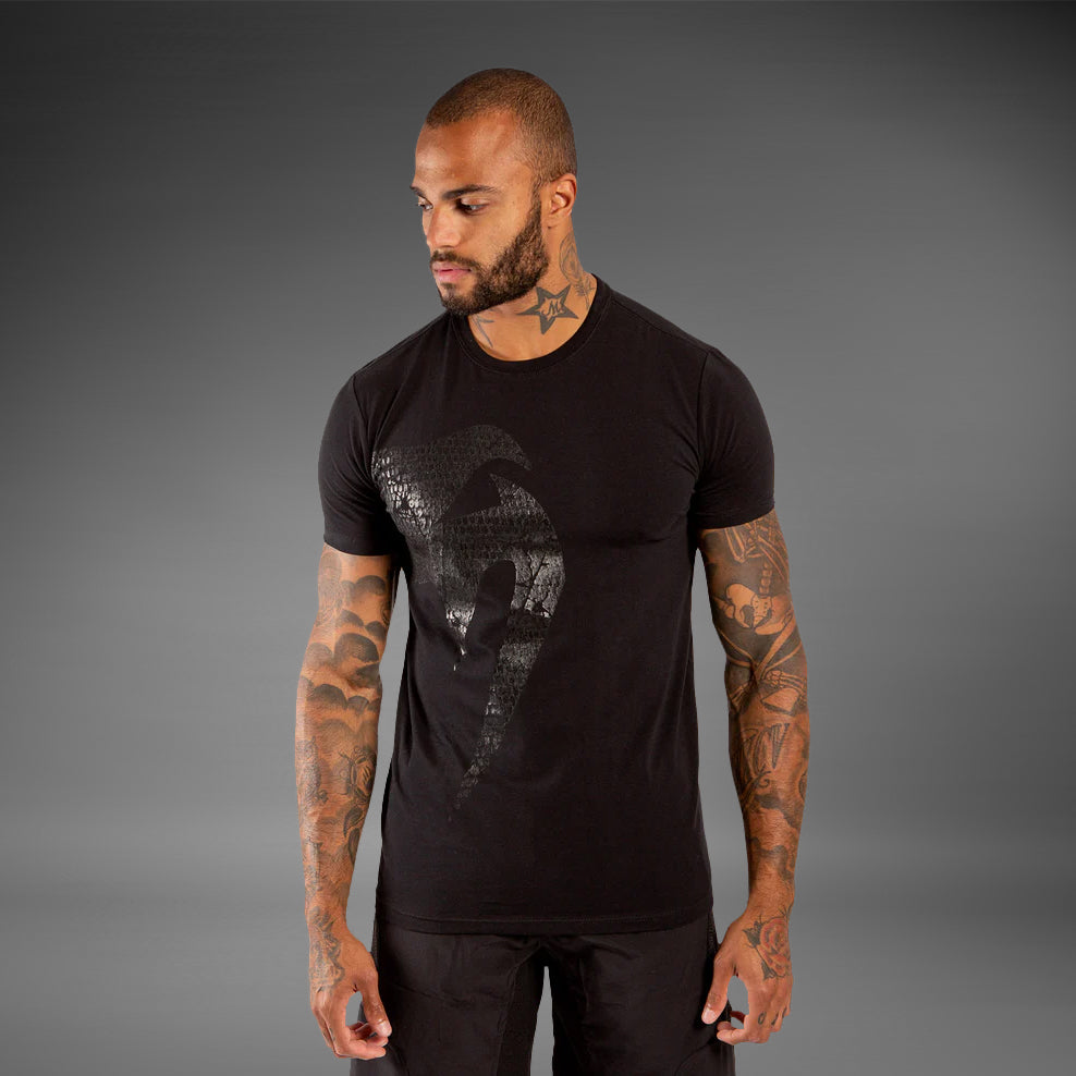 T-shirt Venum Giant - Noir/Noir
