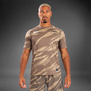 T-Shirt Dry-Tech pour Hommes UFC Adrenaline by Venum Fight Week - Desert Camo