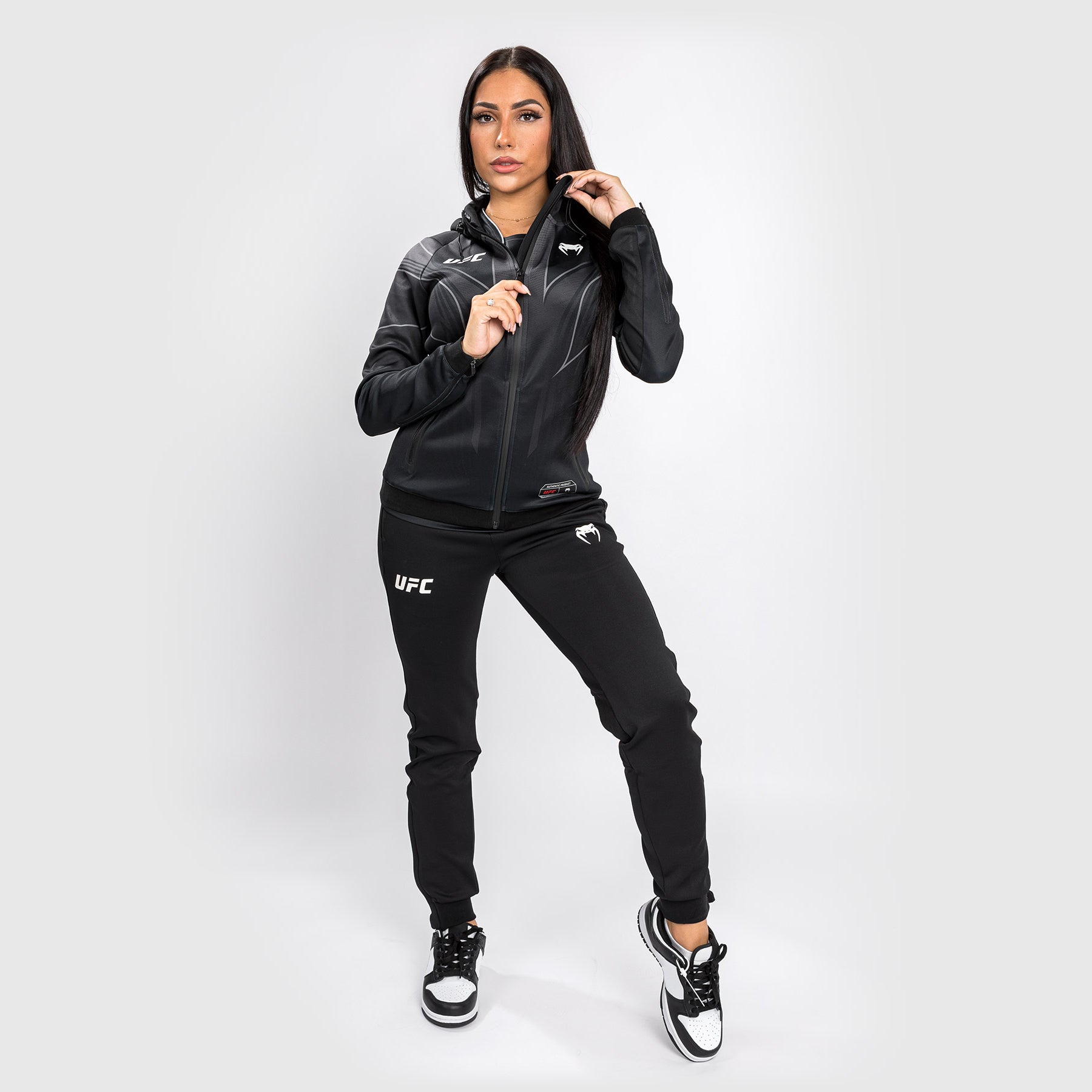 Sweatshirt à Capuche Femme UFC Venum Authentic Fight Night 2.0 - Noir