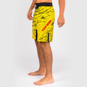 Shorts de Combat pour Hommes UFC Fusion by Venum Personnalisé Authentic Fight Night - Coupe Longue - Jaune