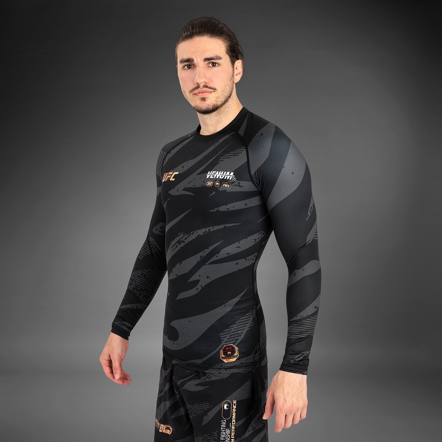 Rashguard À Manches Longues UFC Adrenaline by Venum Fight Week Performance - Urban Camo