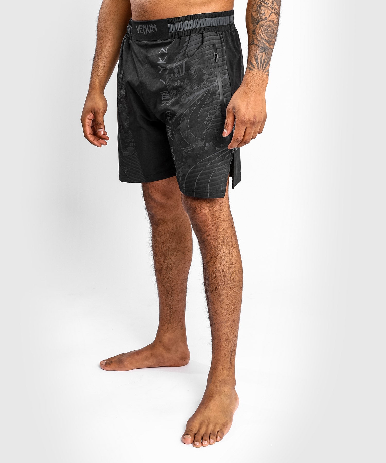 Short de Fitness Venum YKZ21 – Noir/Noir