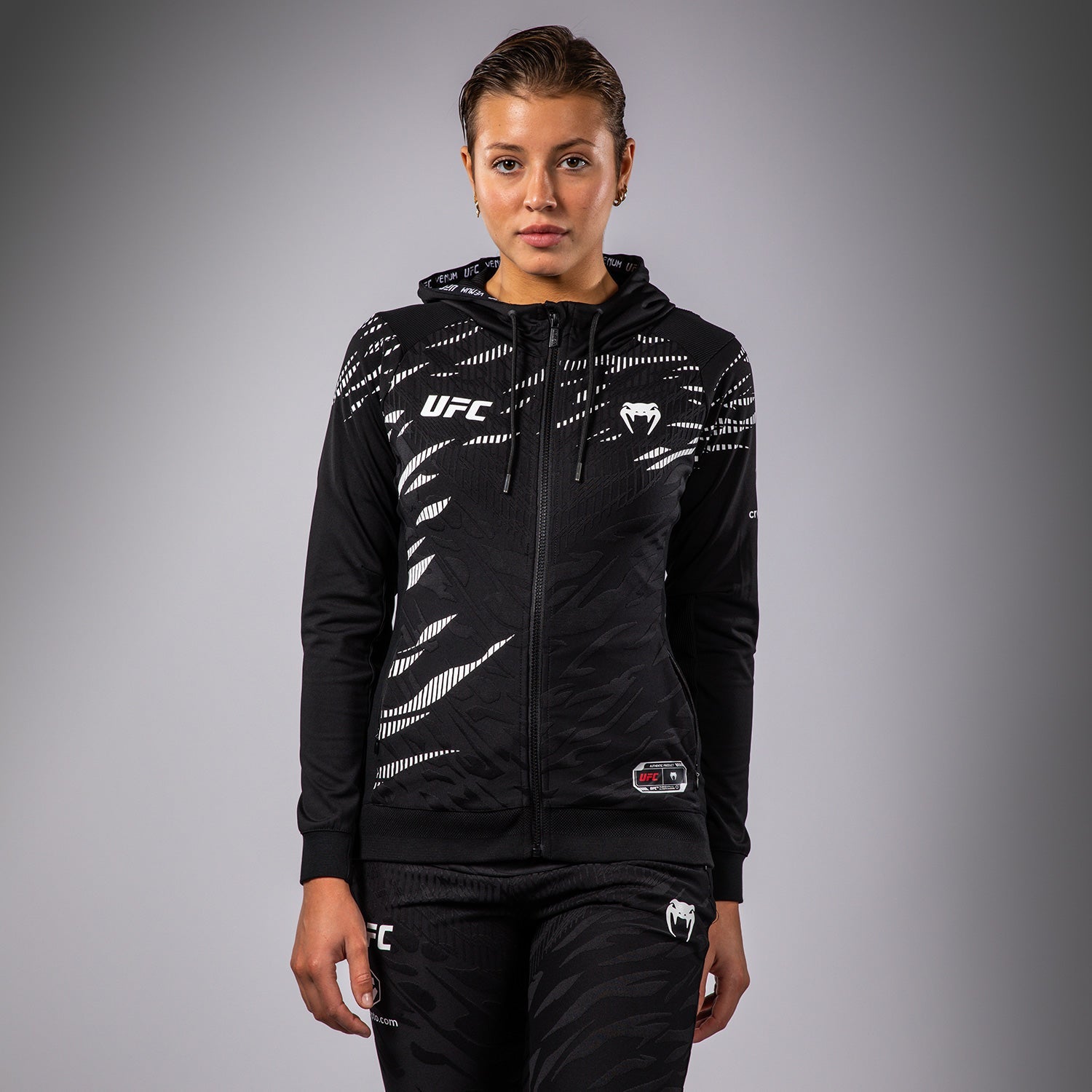 Sweatshirt à Capuche pour Femmes UFC Fusion by Venum Authentic Fight Night - Noir