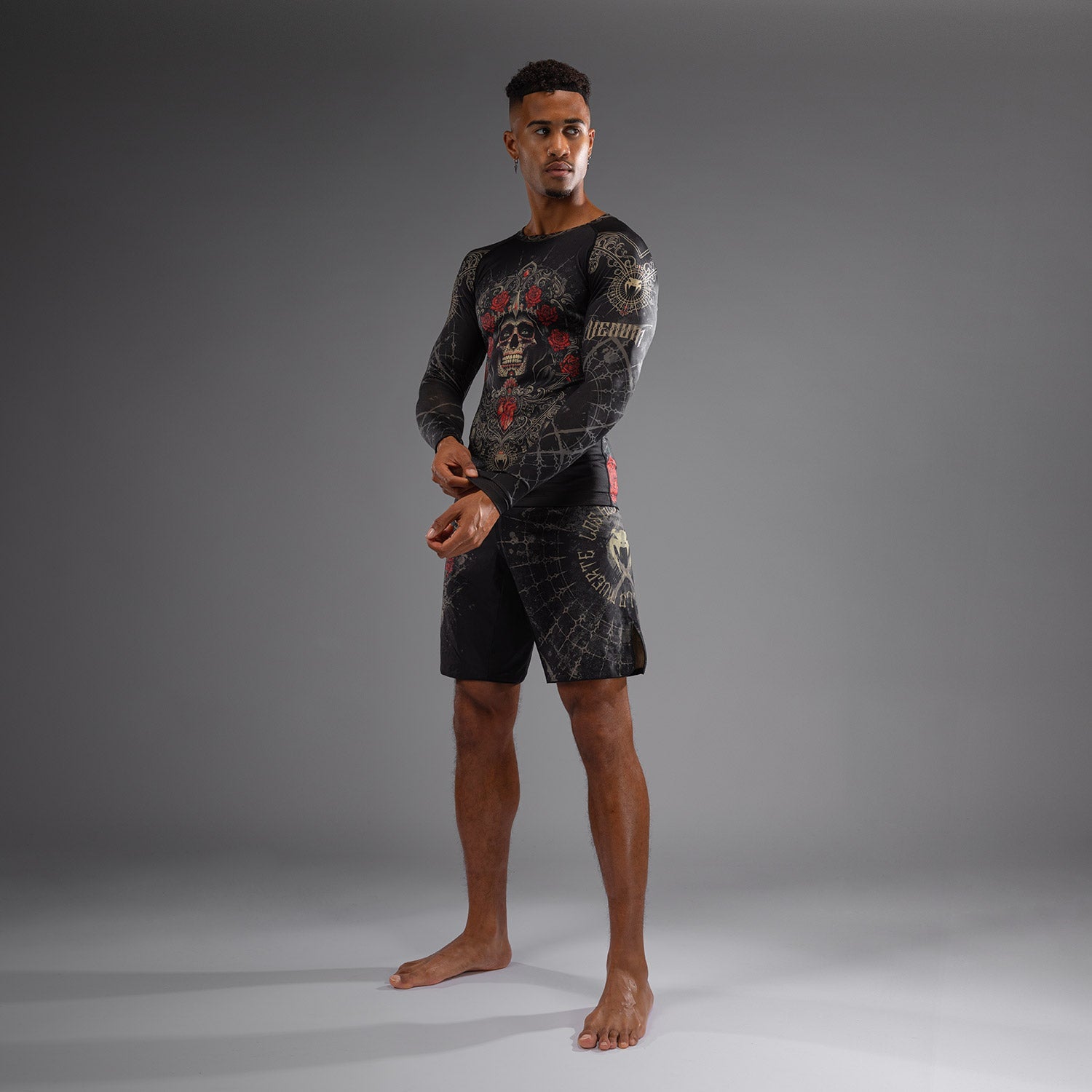 Rashguard à Manches Longues pour Hommes Venum Santa Muerte 5.0 - Noir Profond/Or