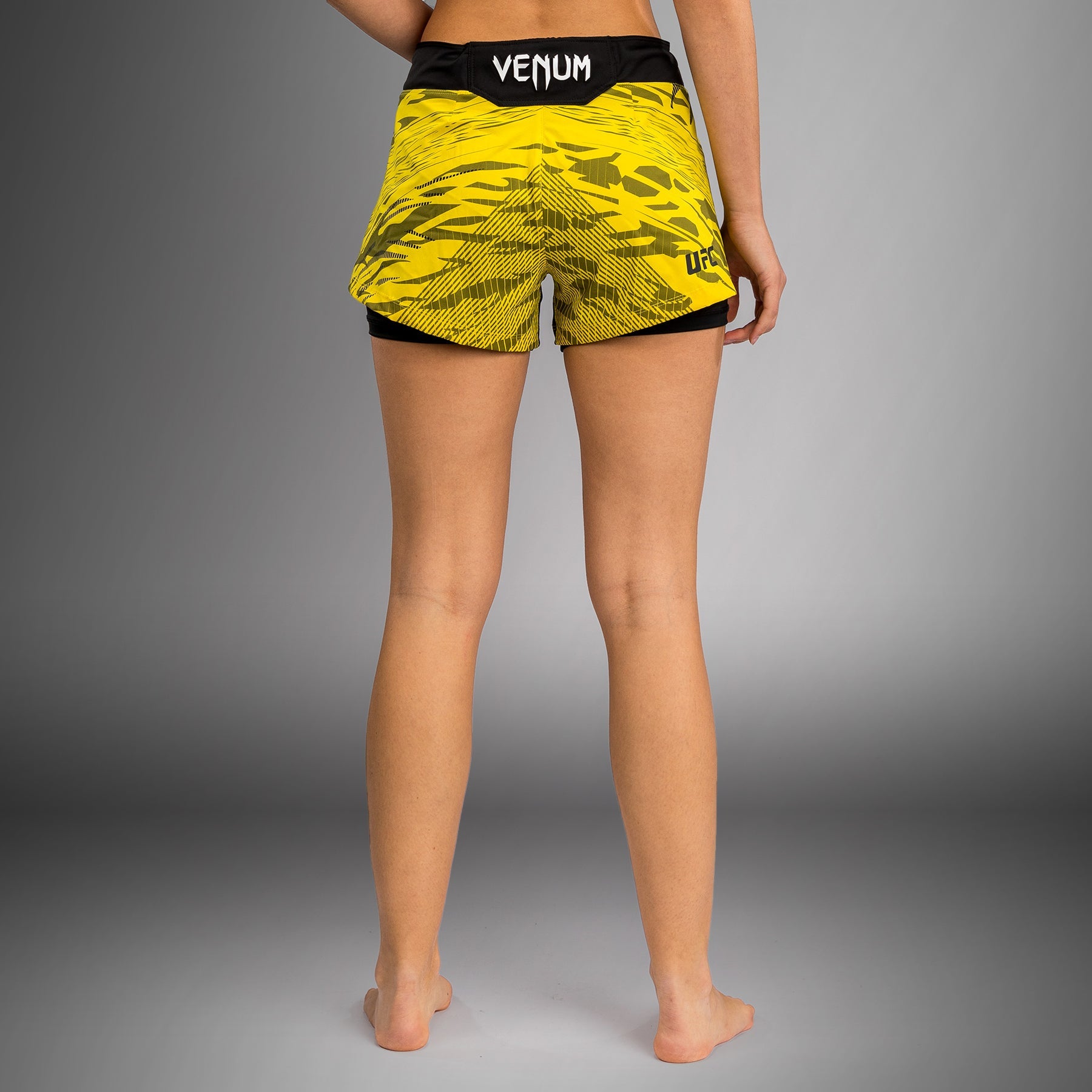 Shorts de Combat pour Femmes UFC Fusion by Venum Authentic Fight Night - Jaune