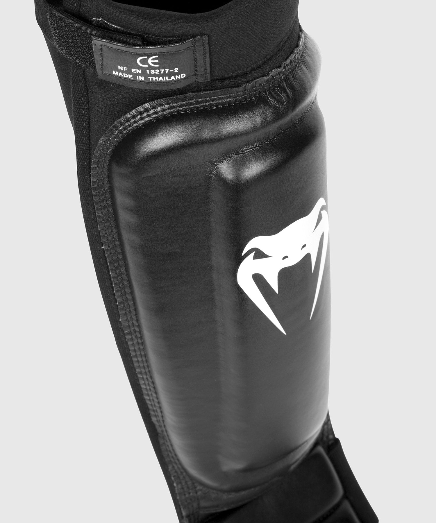 Protège-Tibias Venum MMA 360 - Noir