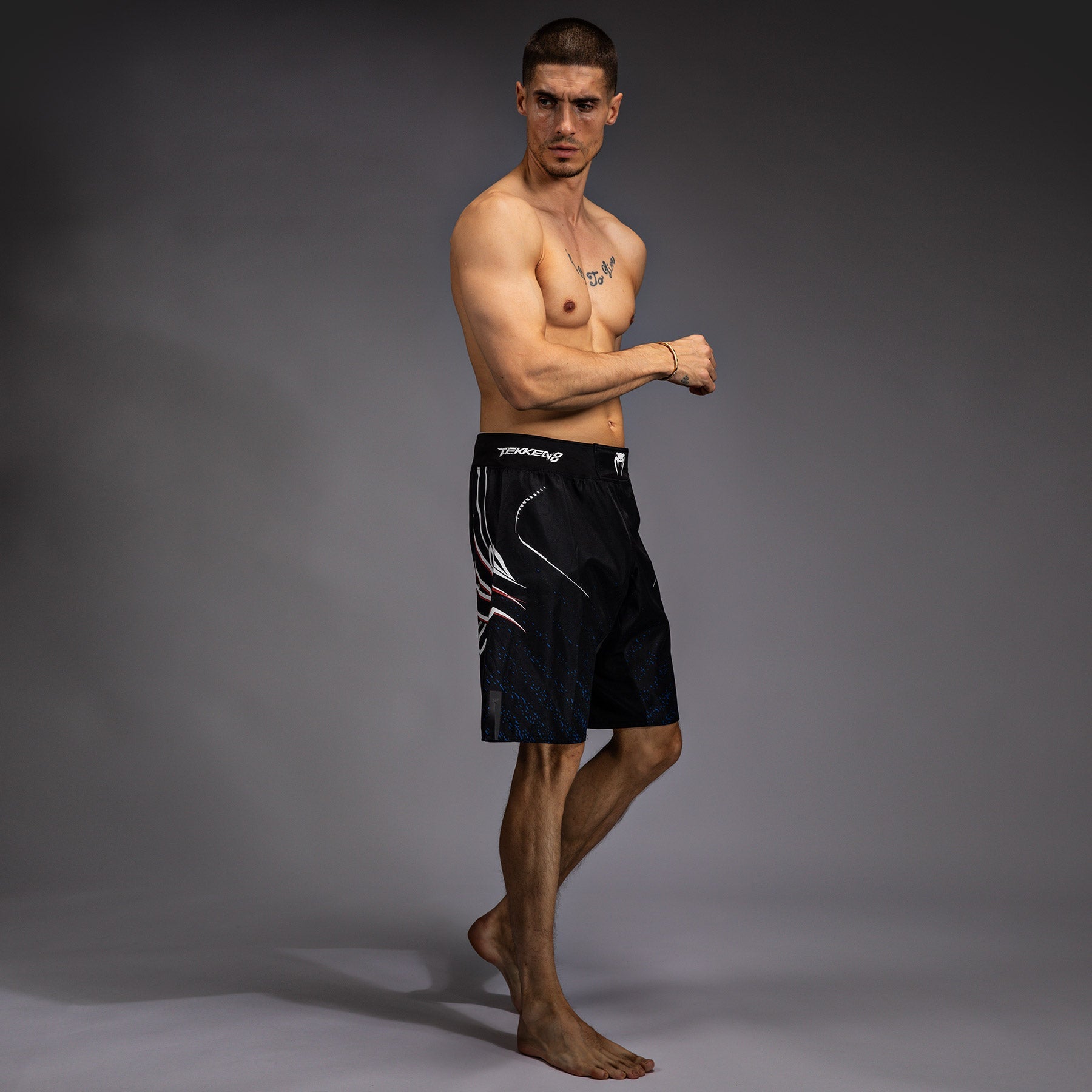 Short de combat Venum x TEKKEN 8 - Jin Kazama - Bleu/Noir/Blanc