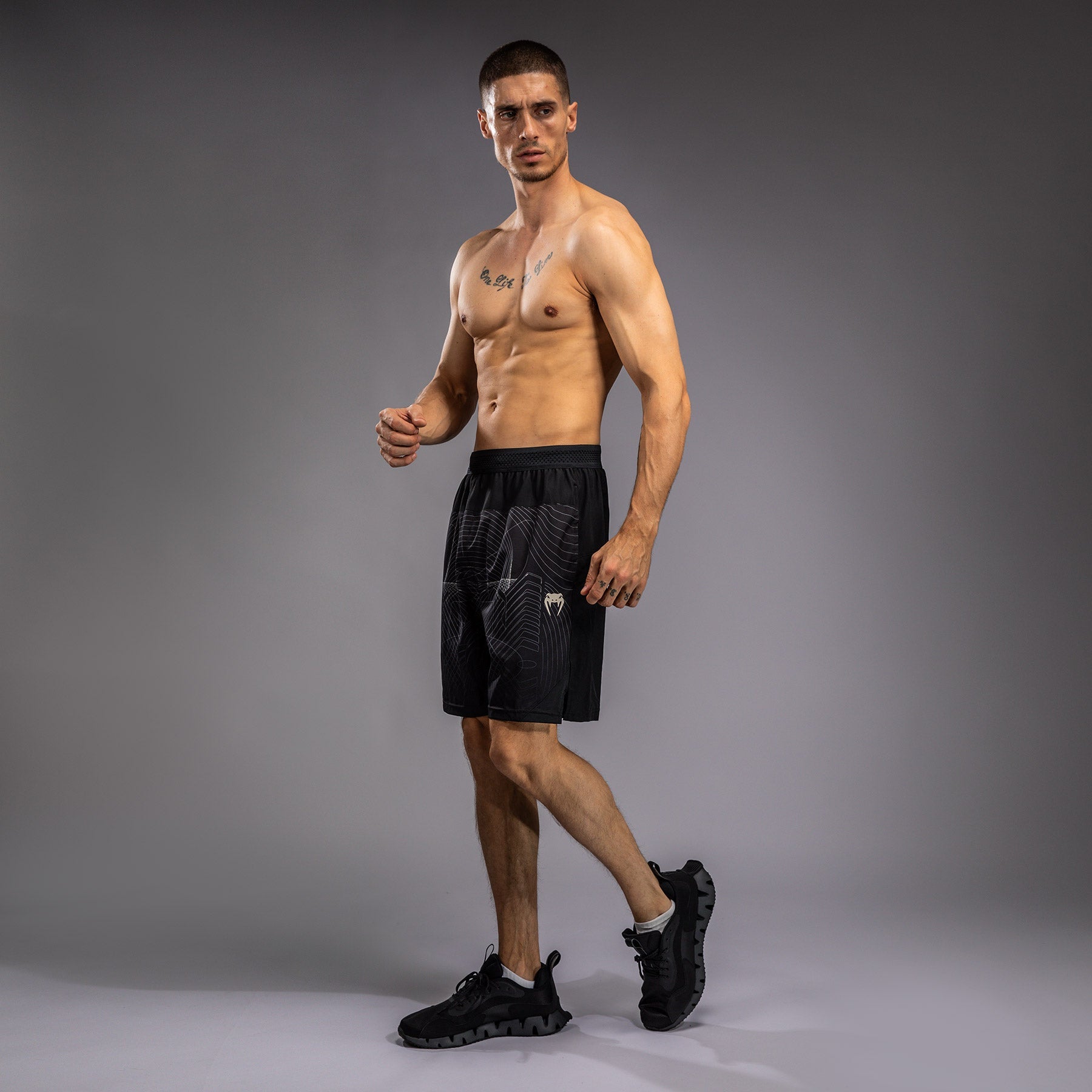 Short d'entraînement Venum G-Fit Air pour Hommes - Noir Intense/Sable Désert